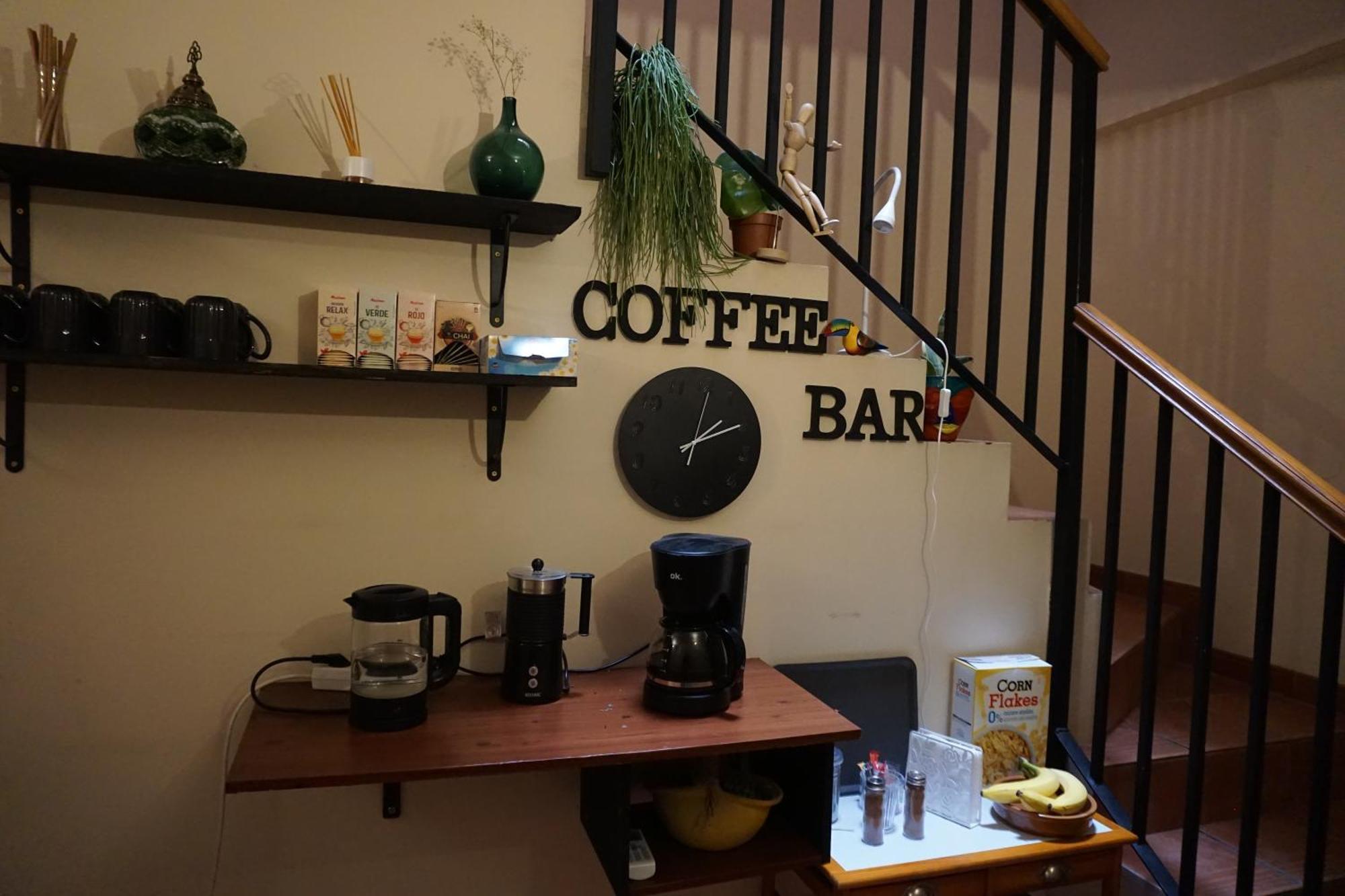 La Korolada Guesthouse Alicante Ngoại thất bức ảnh