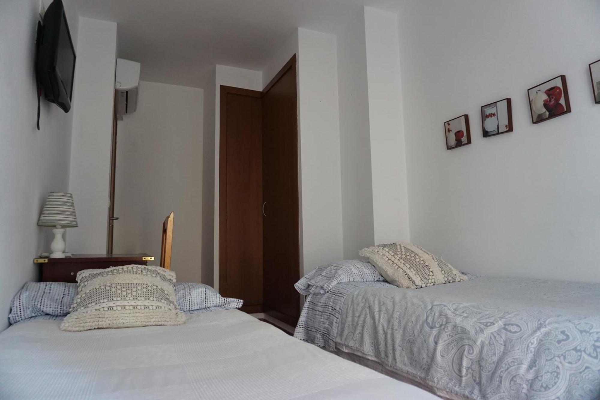La Korolada Guesthouse Alicante Ngoại thất bức ảnh